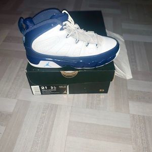 JORDAN 9’S 2.5Y